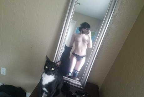 Xmidnightcherriesx