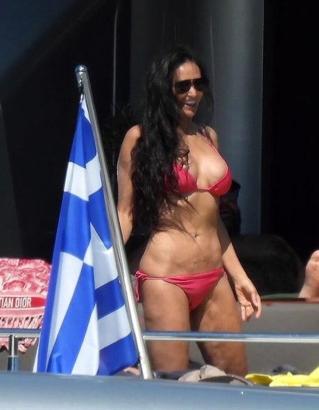 Foto desnuda filtrada de OnlyFans de Demi Moore