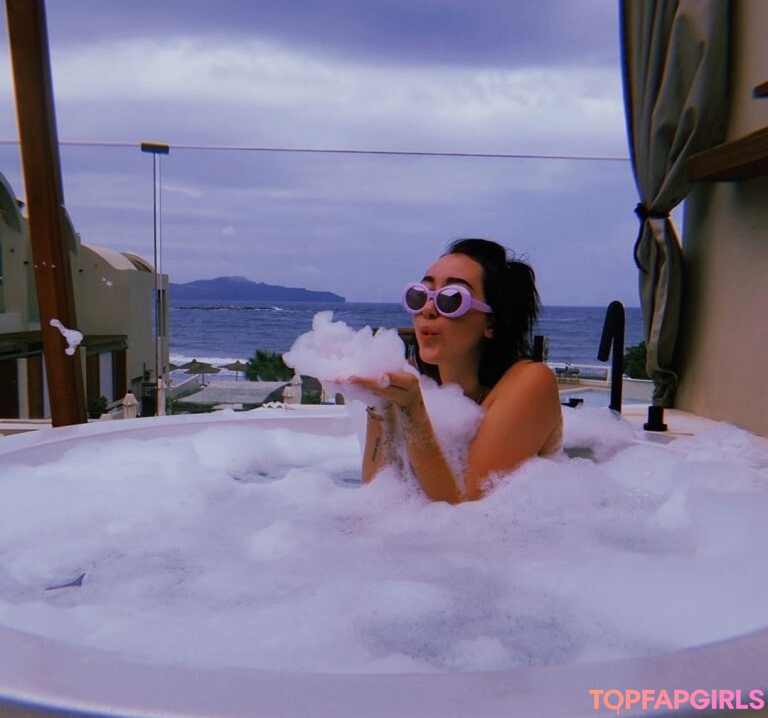 Foto desnuda filtrada de OnlyFans de Noah Cyrus #116 Foto desnuda filtrada de OnlyFans de Noah Cyrus #116