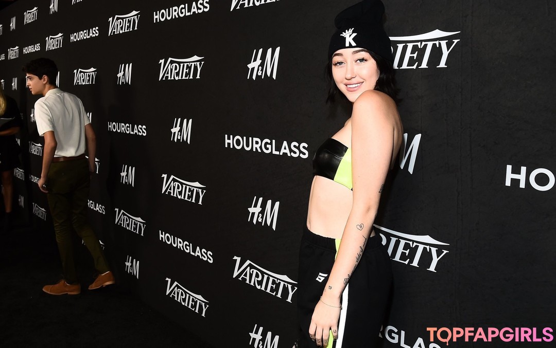 Foto desnuda filtrada de OnlyFans de Noah Cyrus #126 Foto desnuda filtrada de OnlyFans de Noah Cyrus #126