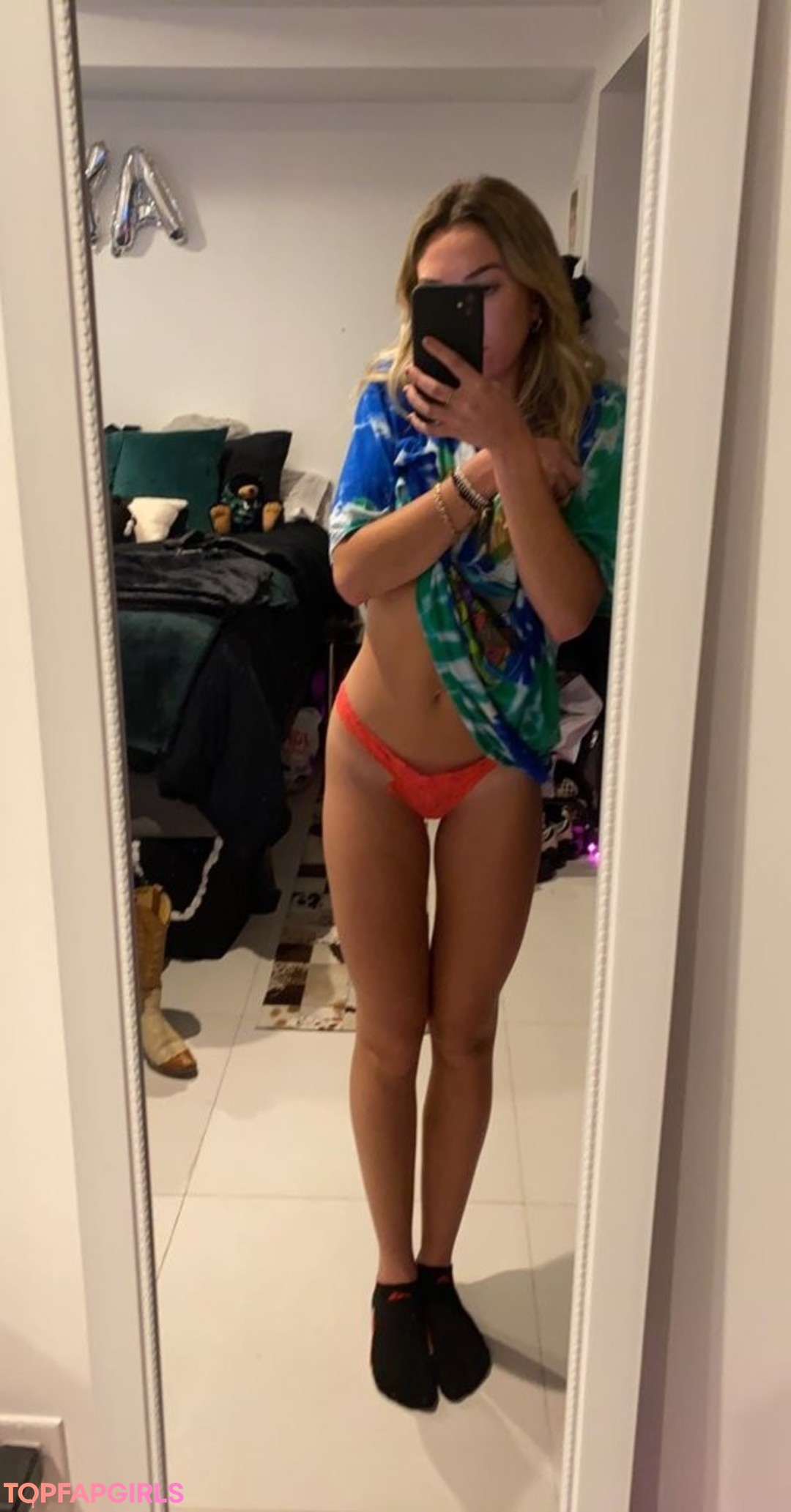 Foto desnuda filtrada de OnlyFans de Noah Cyrus #16 Foto desnuda filtrada de OnlyFans de Noah Cyrus #16