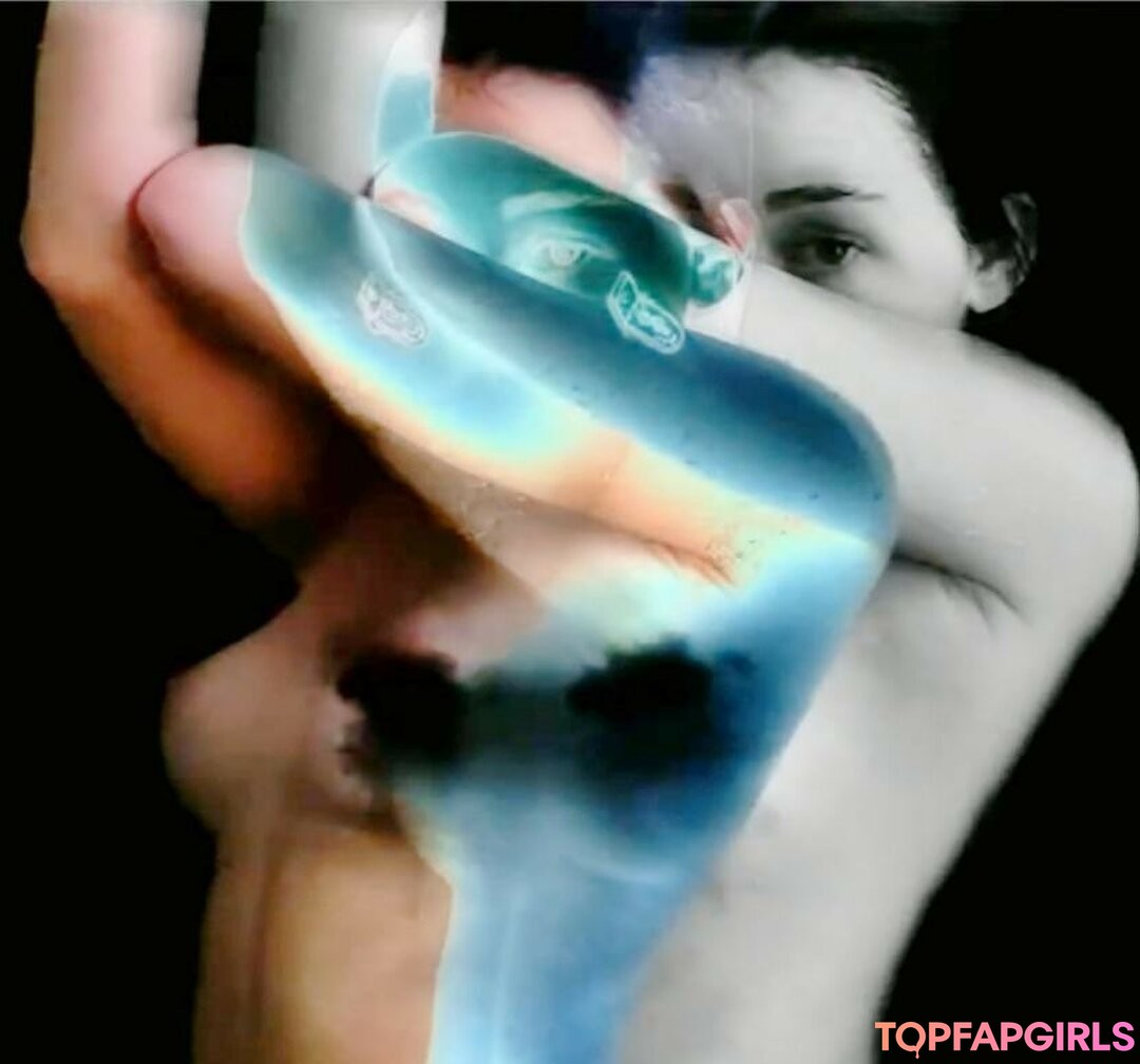 Foto desnuda filtrada de OnlyFans de Noah Cyrus #193 Foto desnuda filtrada de OnlyFans de Noah Cyrus #193