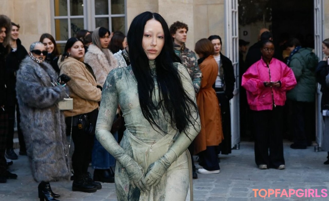 Foto desnuda filtrada de OnlyFans de Noah Cyrus #286 Foto desnuda filtrada de OnlyFans de Noah Cyrus #286