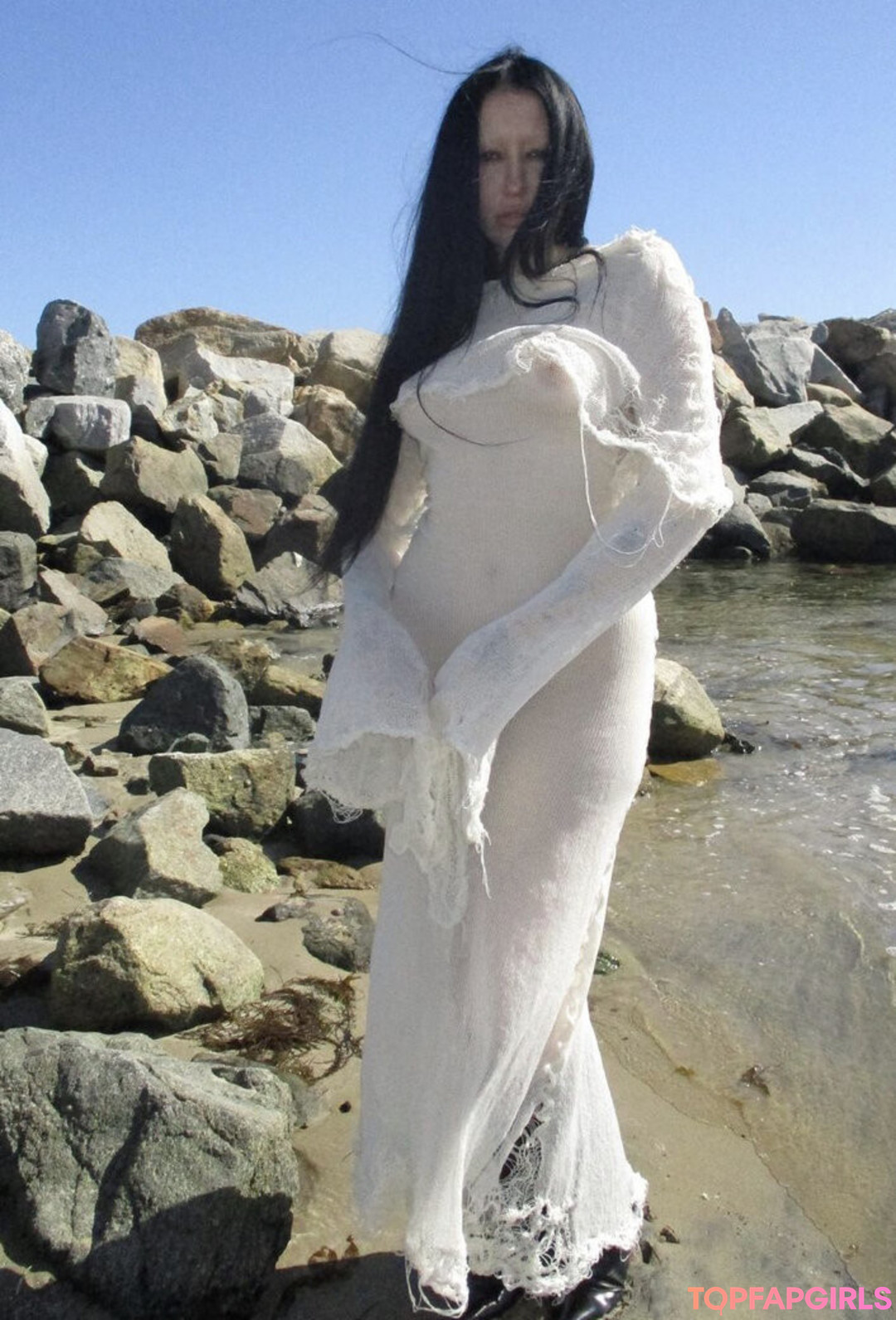 Foto desnuda filtrada de OnlyFans de Noah Cyrus #360 Foto desnuda filtrada de OnlyFans de Noah Cyrus #360