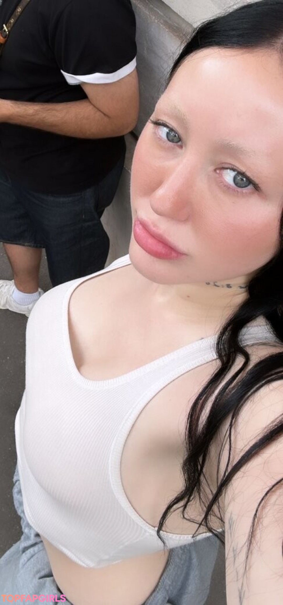 Foto desnuda filtrada de OnlyFans de Noah Cyrus #373 Foto desnuda filtrada de OnlyFans de Noah Cyrus #373