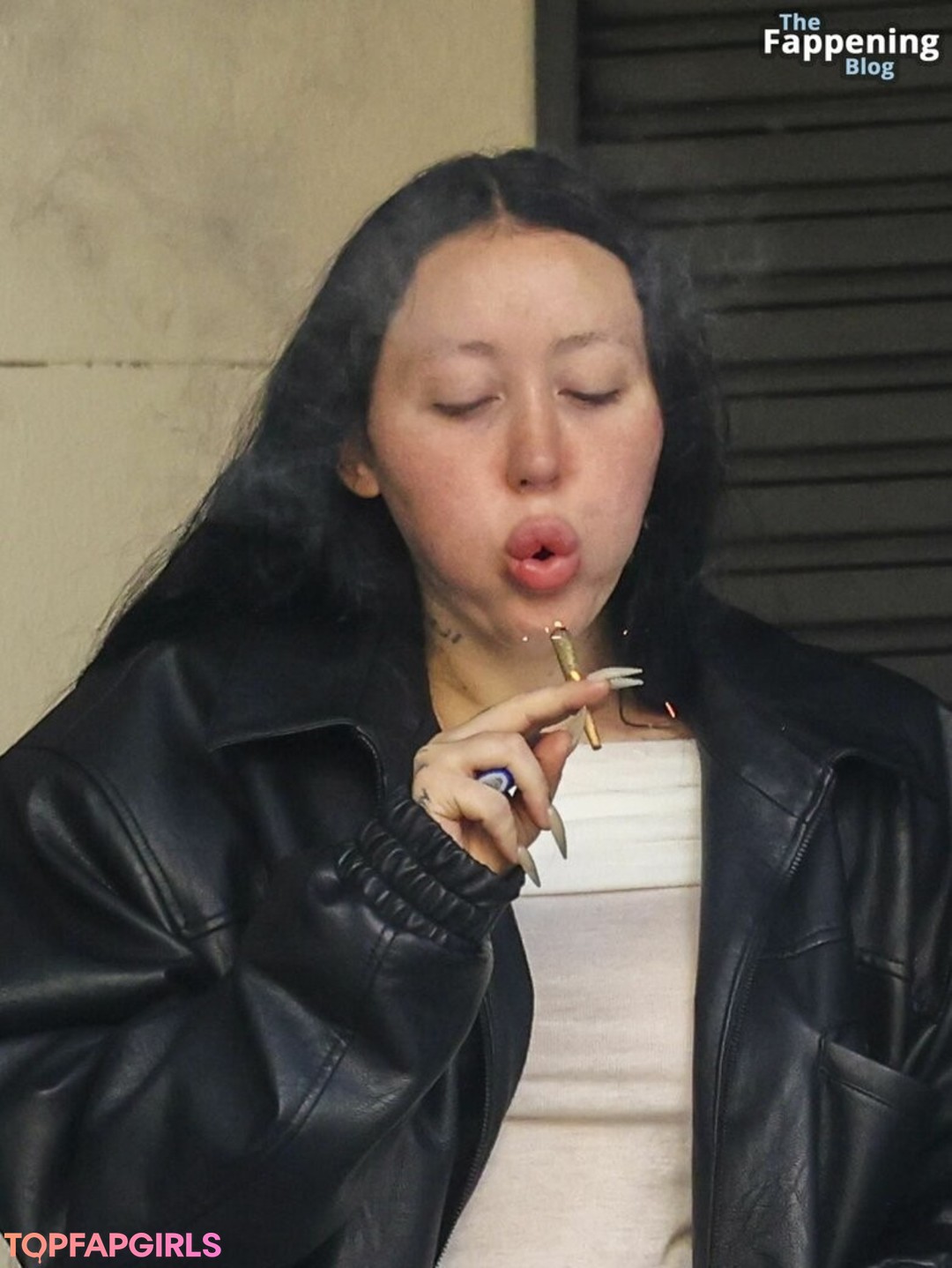 Foto desnuda filtrada de OnlyFans de Noah Cyrus #403 Foto desnuda filtrada de OnlyFans de Noah Cyrus #403