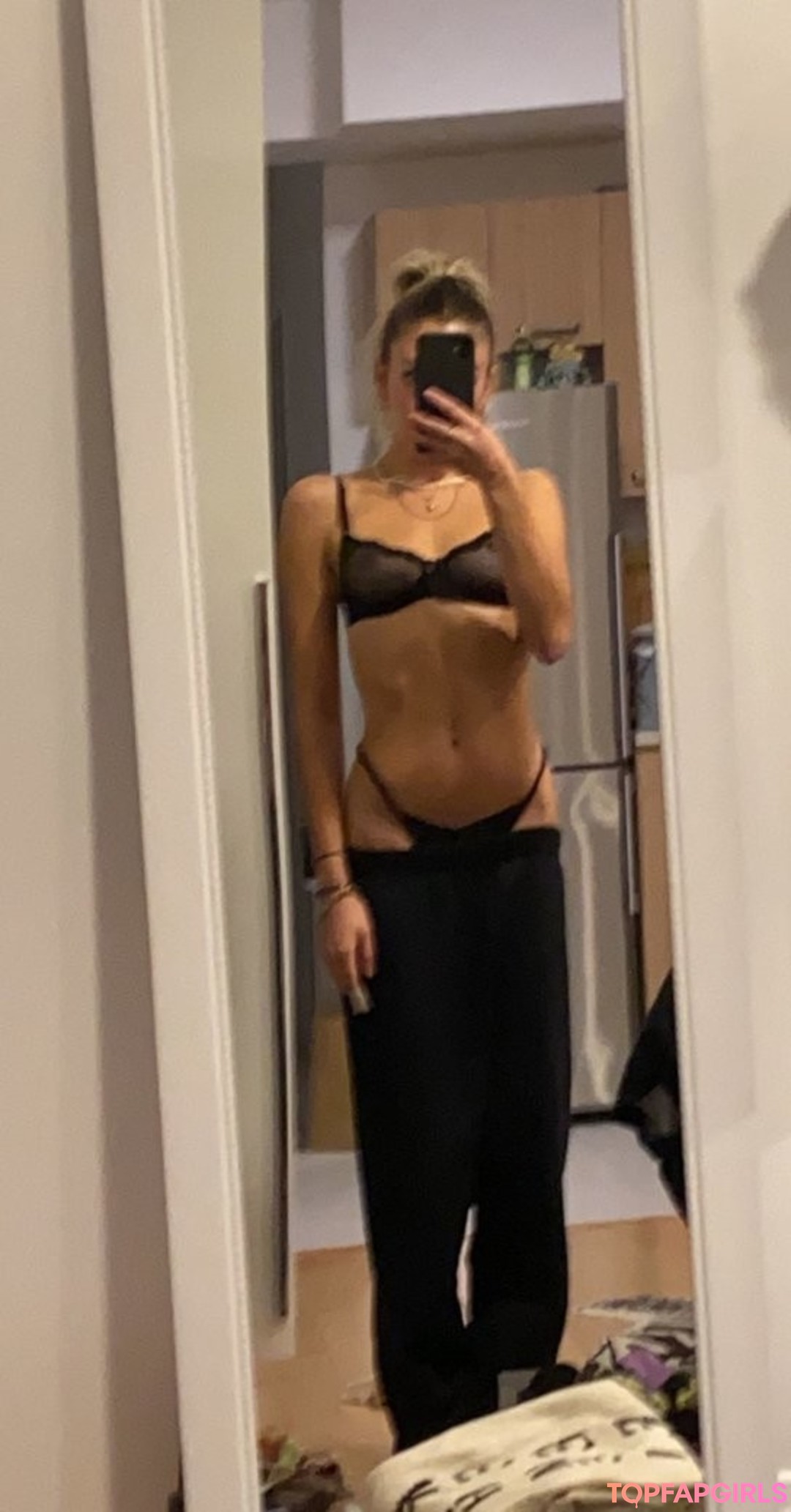 Foto desnuda filtrada de OnlyFans de Noah Cyrus #55 Foto desnuda filtrada de OnlyFans de Noah Cyrus #55