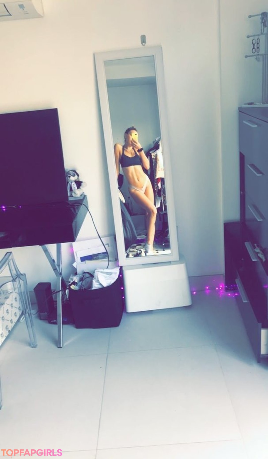 Foto desnuda filtrada de OnlyFans de Noah Cyrus #89 Foto desnuda filtrada de OnlyFans de Noah Cyrus #89