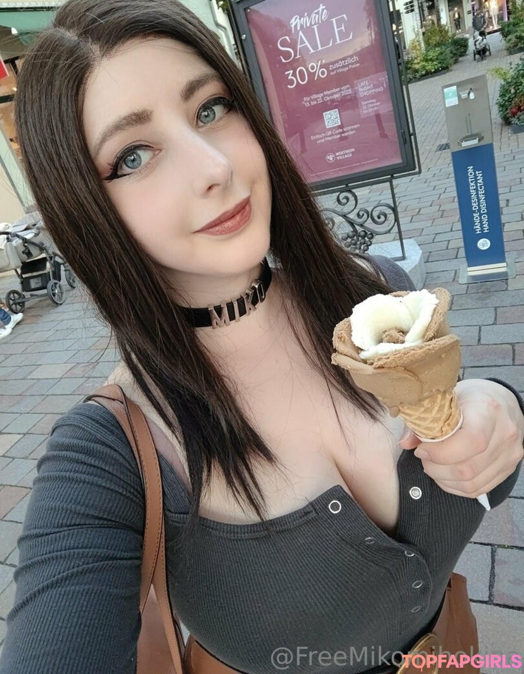 Foto desnuda filtrada de OnlyFans de Mikomi Hokina #132 Foto desnuda filtrada de OnlyFans de Mikomi Hokina #132