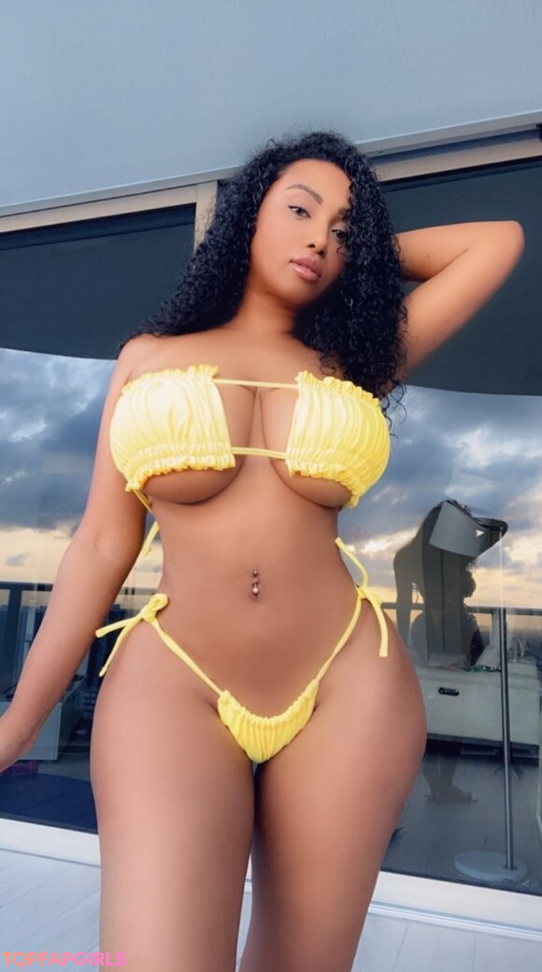 Foto desnuda filtrada de OnlyFans de Britisholivia #280 Foto desnuda filtrada de OnlyFans de Britisholivia #280