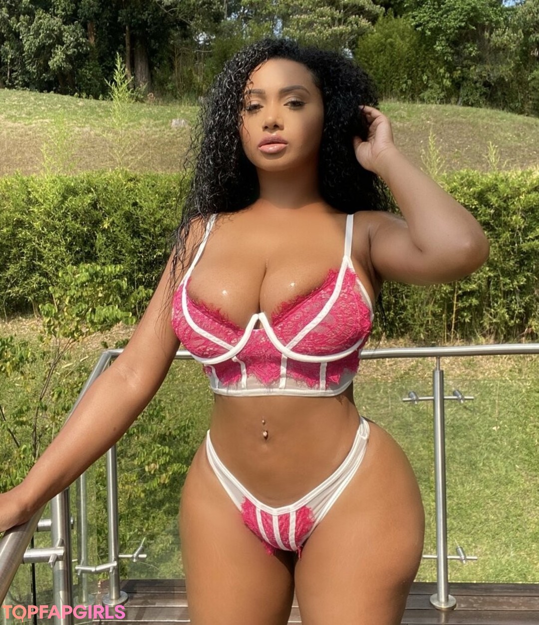 Foto desnuda filtrada de OnlyFans de Britisholivia #343 Foto desnuda filtrada de OnlyFans de Britisholivia #343