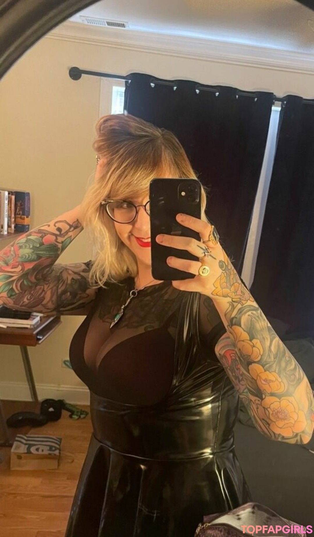 Foto desnuda filtrada de OnlyFans de Pushinguproses #79 Foto desnuda filtrada de OnlyFans de Pushinguproses #79