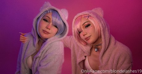 Blondelashes19