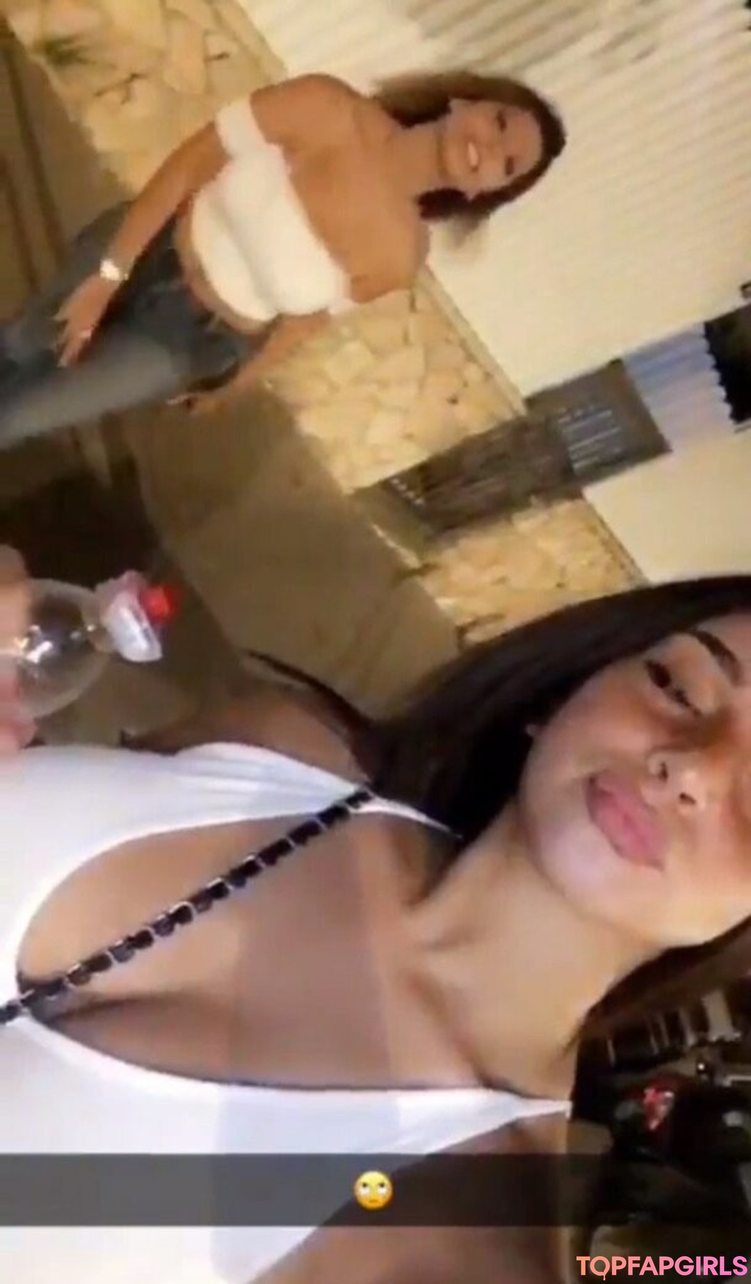 Foto desnuda filtrada de OnlyFans de Coral Sharon #1009 Foto desnuda filtrada de OnlyFans de Coral Sharon #1009