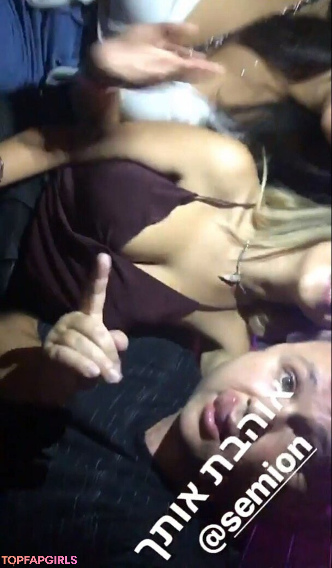 Foto desnuda filtrada de OnlyFans de Coral Sharon #1303 Foto desnuda filtrada de OnlyFans de Coral Sharon #1303