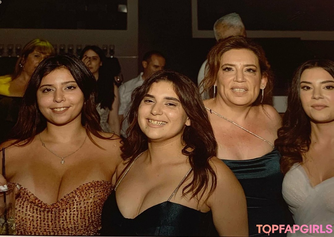 Foto desnuda filtrada de OnlyFans de Coral Sharon #507 Foto desnuda filtrada de OnlyFans de Coral Sharon #507