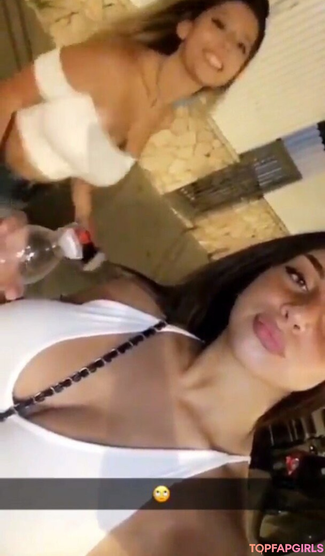 Foto desnuda filtrada de OnlyFans de Coral Sharon #843 Foto desnuda filtrada de OnlyFans de Coral Sharon #843