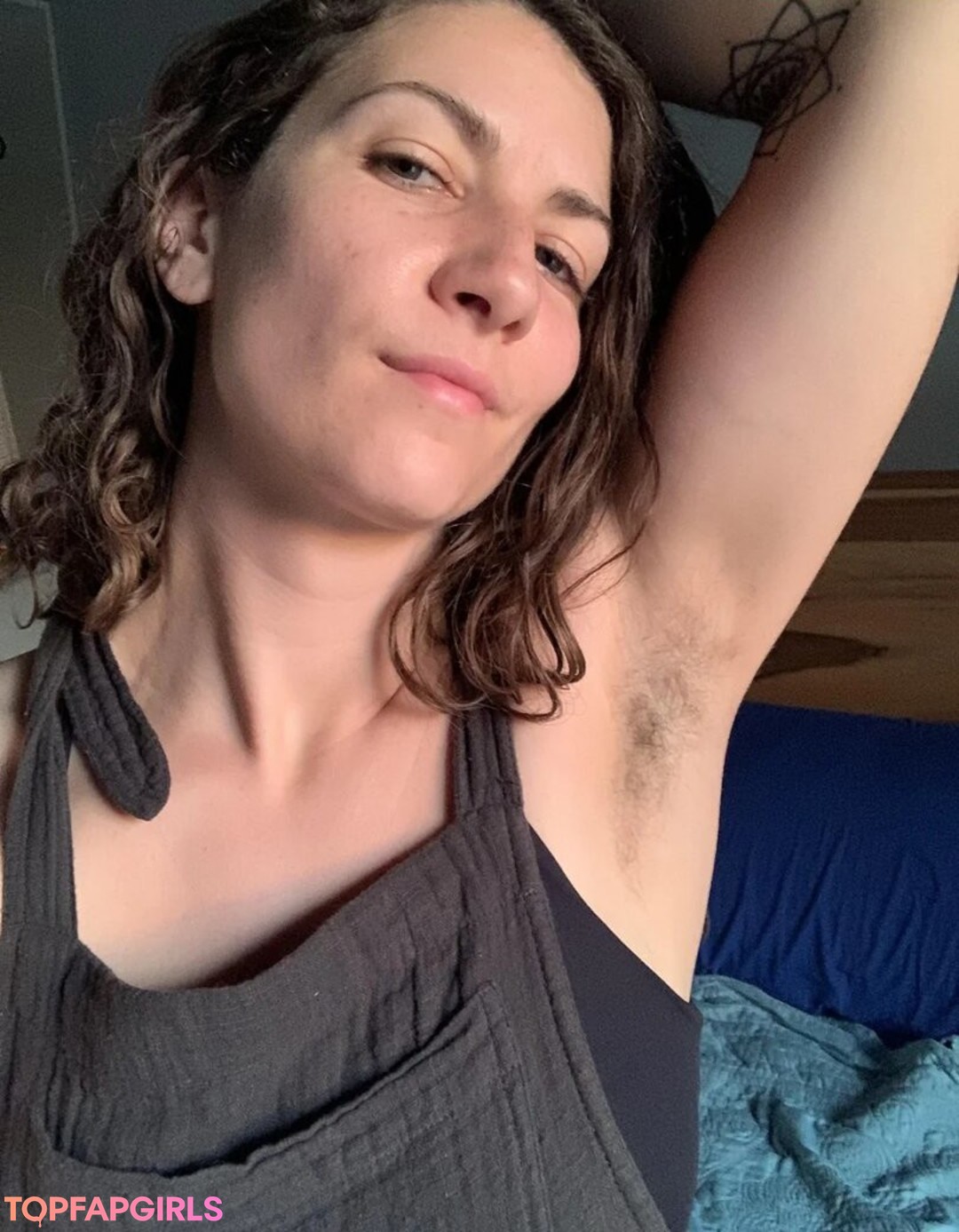 Foto desnuda filtrada de OnlyFans de Armpit Fetish #485 Foto desnuda filtrada de OnlyFans de Armpit Fetish #485