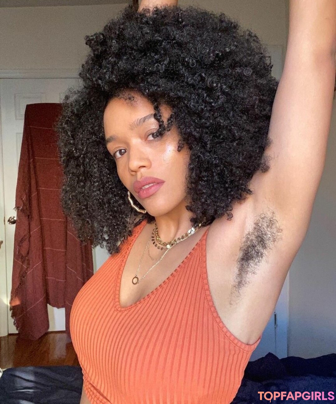 Foto desnuda filtrada de OnlyFans de Armpit Fetish #724 Foto desnuda filtrada de OnlyFans de Armpit Fetish #724
