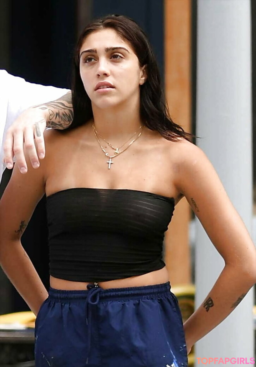 Foto desnuda filtrada de OnlyFans de Lourdes Leon #43 Foto desnuda filtrada de OnlyFans de Lourdes Leon #43