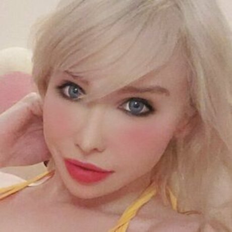 Sarina Valentina