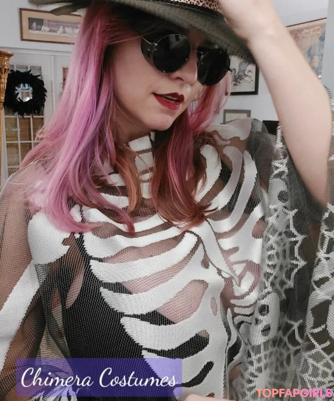 Foto desnuda filtrada de OnlyFans de Chimeracostumes #25 Foto desnuda filtrada de OnlyFans de Chimeracostumes #25