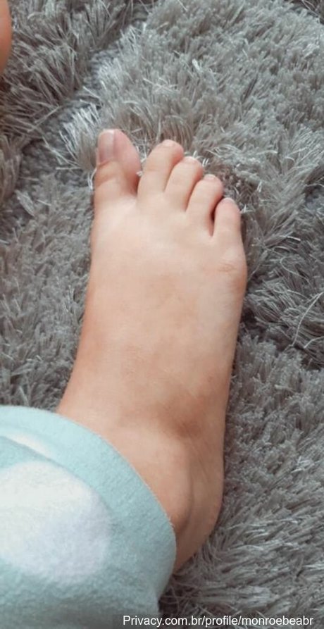 Foto desnuda filtrada de OnlyFans de Monroebeabr
