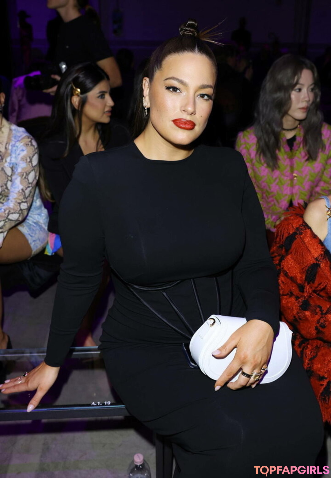 Foto desnuda filtrada de OnlyFans de Ashley Graham #155 Foto desnuda filtrada de OnlyFans de Ashley Graham #155