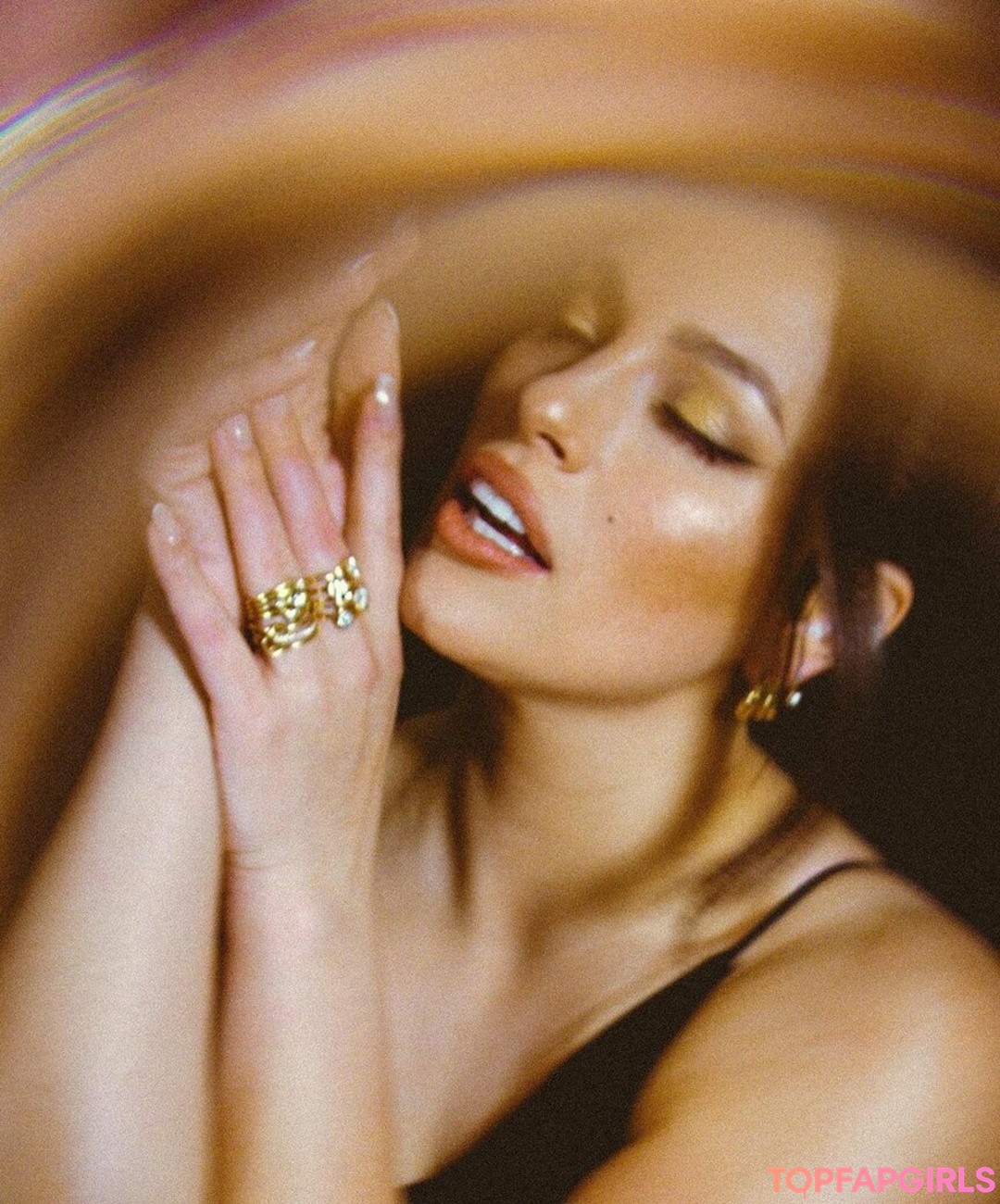 Foto desnuda filtrada de OnlyFans de Ashley Graham #247 Foto desnuda filtrada de OnlyFans de Ashley Graham #247