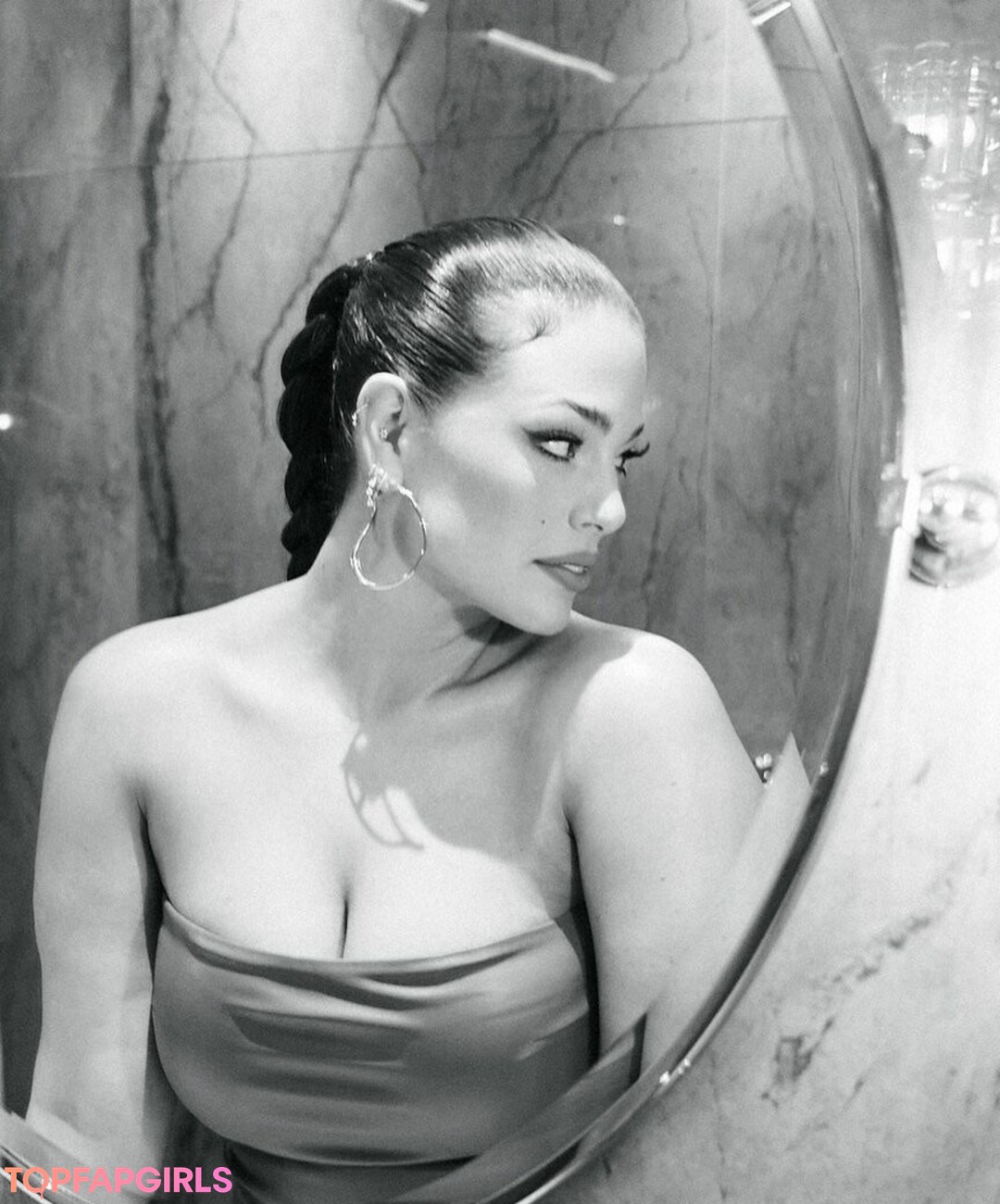 Foto desnuda filtrada de OnlyFans de Ashley Graham #344 Foto desnuda filtrada de OnlyFans de Ashley Graham #344