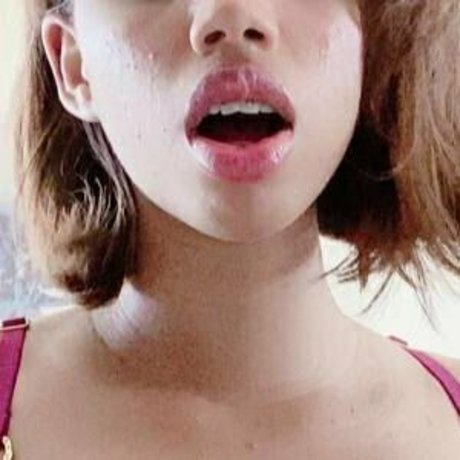 Foto desnuda filtrada de OnlyFans de Yourwaifoo