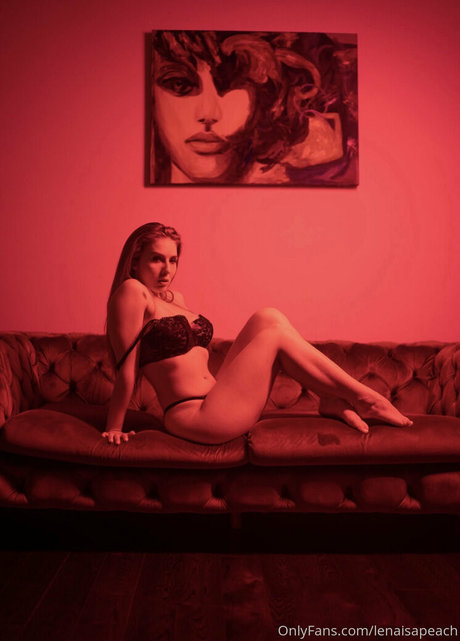Lenaisapeach