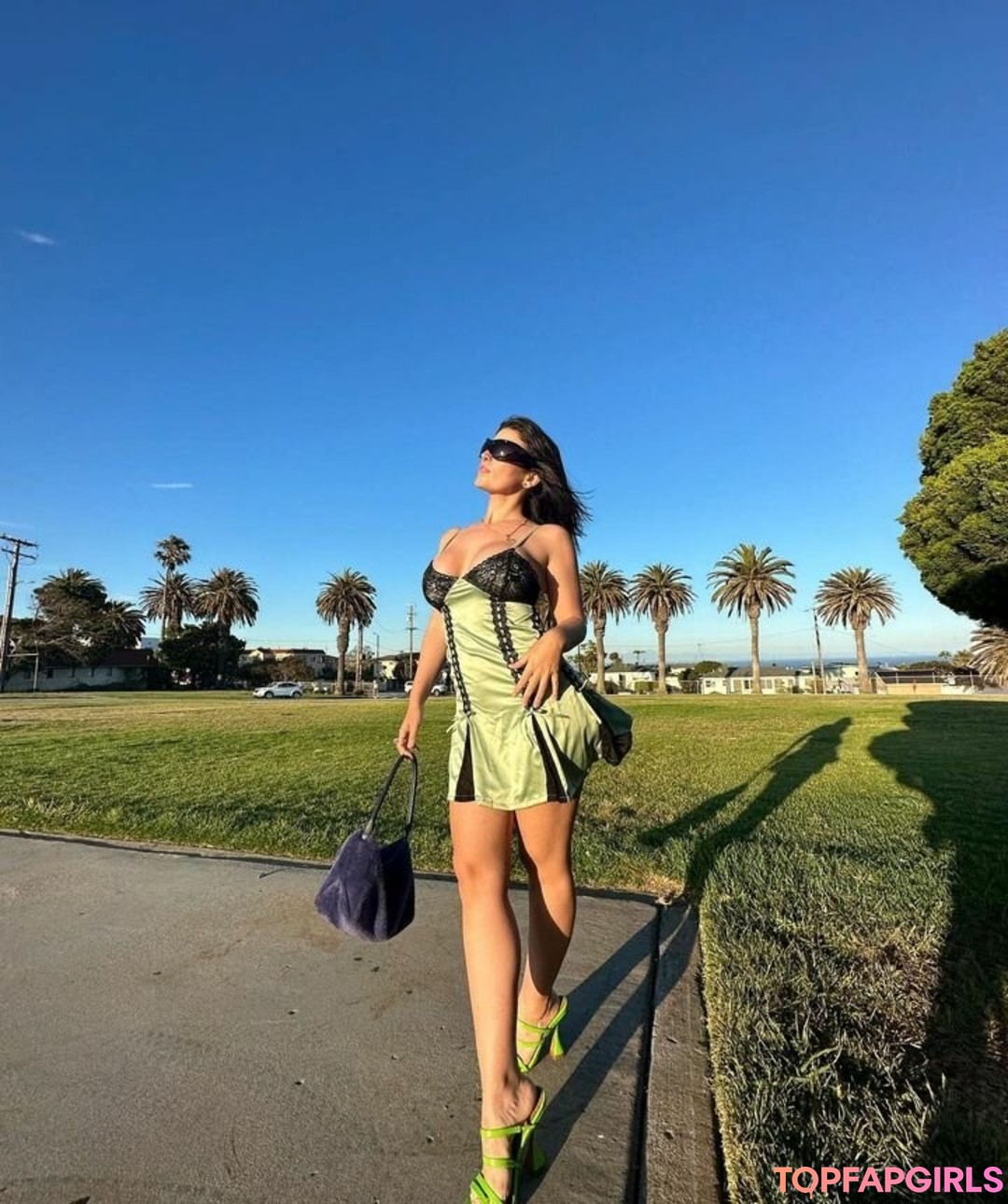 Foto desnuda filtrada de OnlyFans de Lasirena69 #376 Foto desnuda filtrada de OnlyFans de Lasirena69 #376