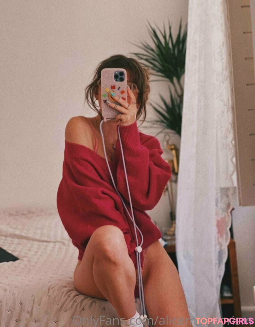 Foto desnuda filtrada de OnlyFans de Alicemoonprism #40 Foto desnuda filtrada de OnlyFans de Alicemoonprism #40