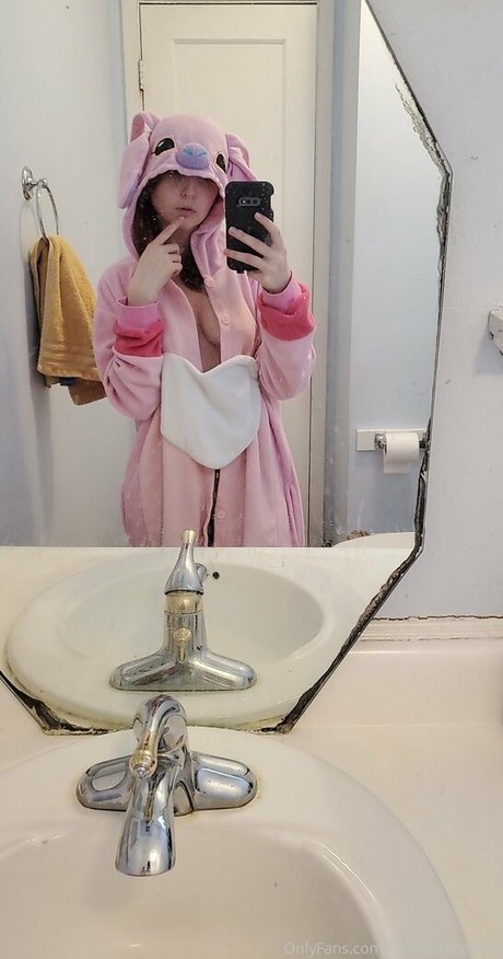 Foto desnuda filtrada de OnlyFans de Lilithsterling