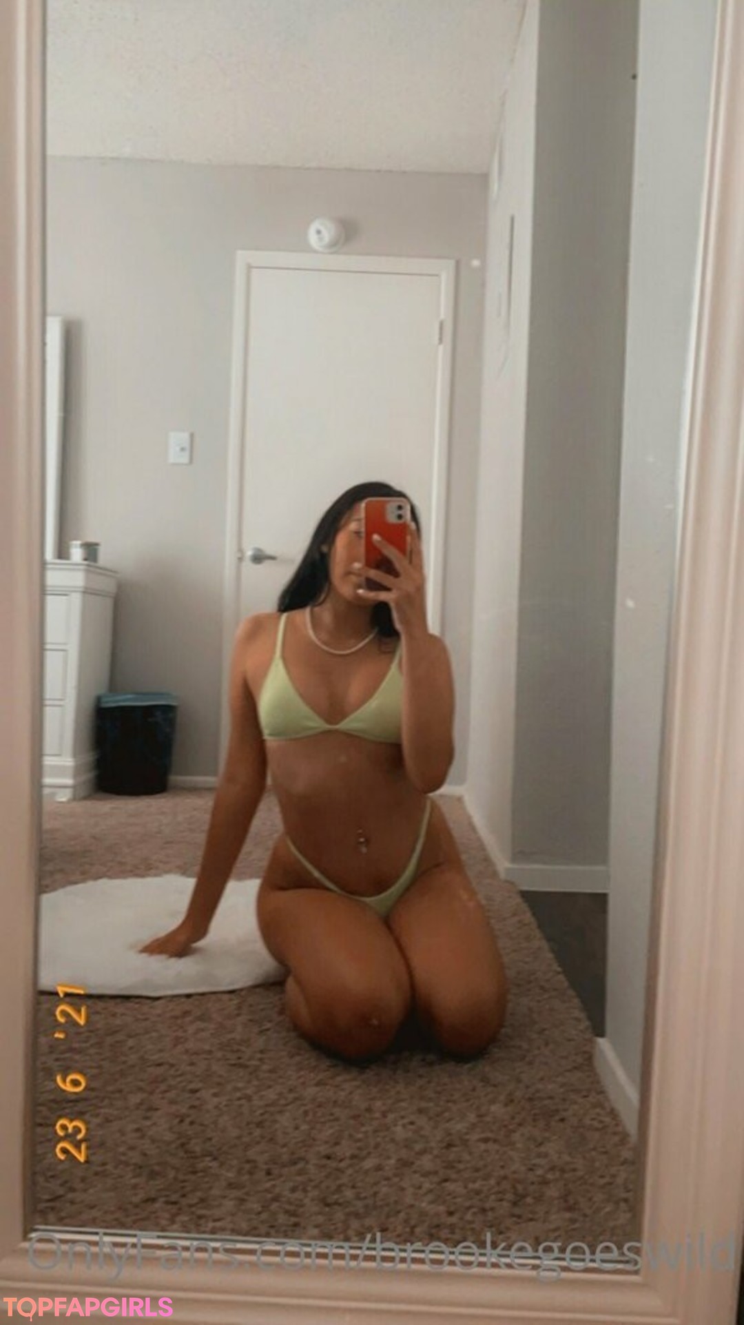 Foto desnuda filtrada de OnlyFans de Brookegoeswild #14 Foto desnuda filtrada de OnlyFans de Brookegoeswild #14