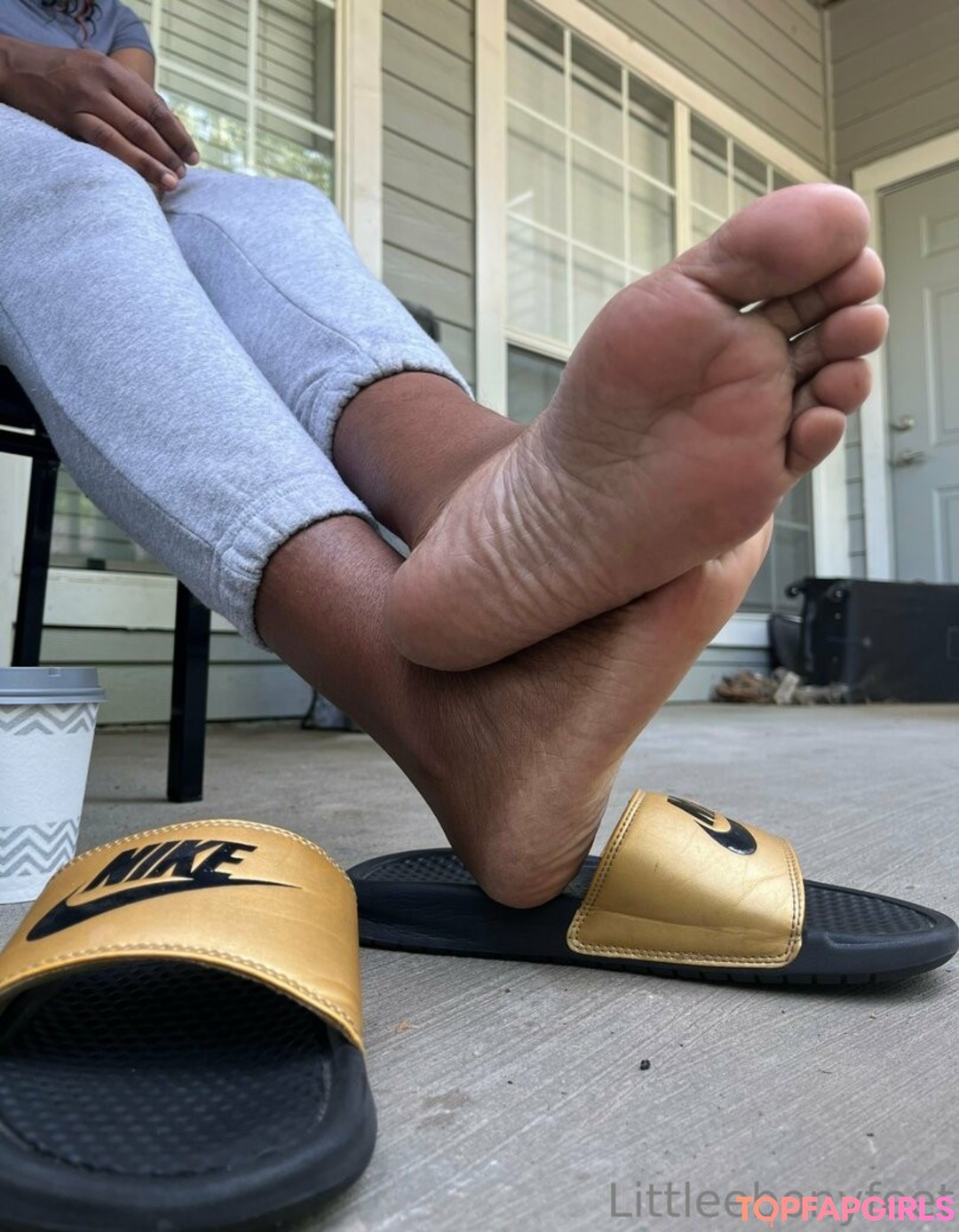 Foto desnuda filtrada de OnlyFans de Littleebonyfeet #173 Foto desnuda filtrada de OnlyFans de Littleebonyfeet #173