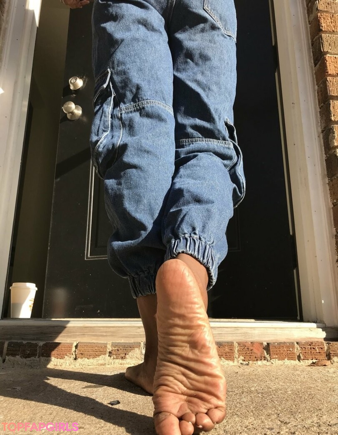 Foto desnuda filtrada de OnlyFans de Littleebonyfeet #31 Foto desnuda filtrada de OnlyFans de Littleebonyfeet #31