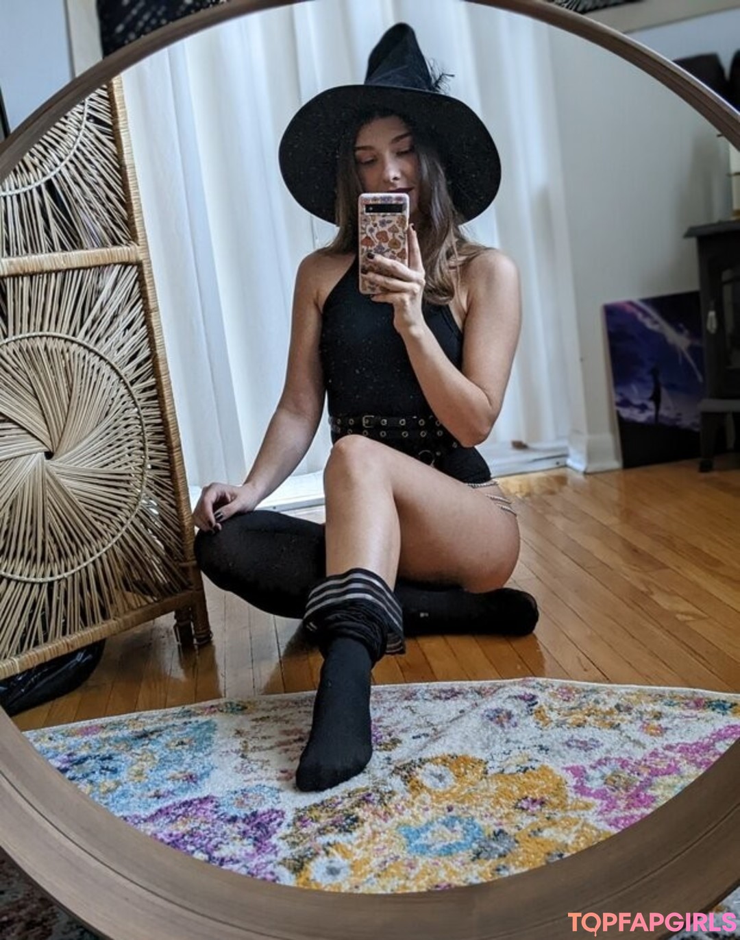 Foto desnuda filtrada de OnlyFans de Invadervie #229 Foto desnuda filtrada de OnlyFans de Invadervie #229