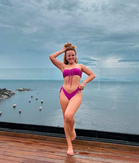 Larissa Manoela
