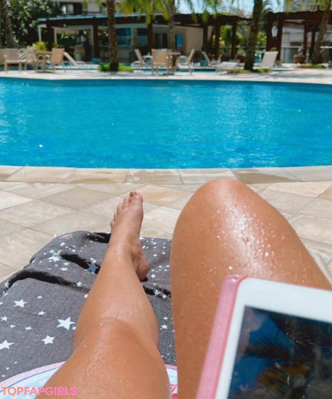 Foto desnuda filtrada de OnlyFans de Larissa Manoela #457 Foto desnuda filtrada de OnlyFans de Larissa Manoela #457