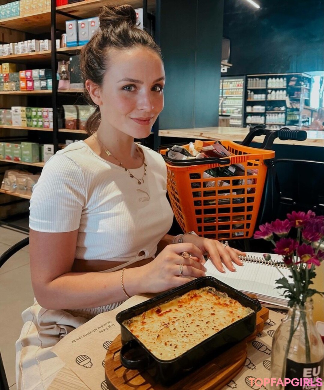 Foto desnuda filtrada de OnlyFans de Larissa Manoela #521 Foto desnuda filtrada de OnlyFans de Larissa Manoela #521