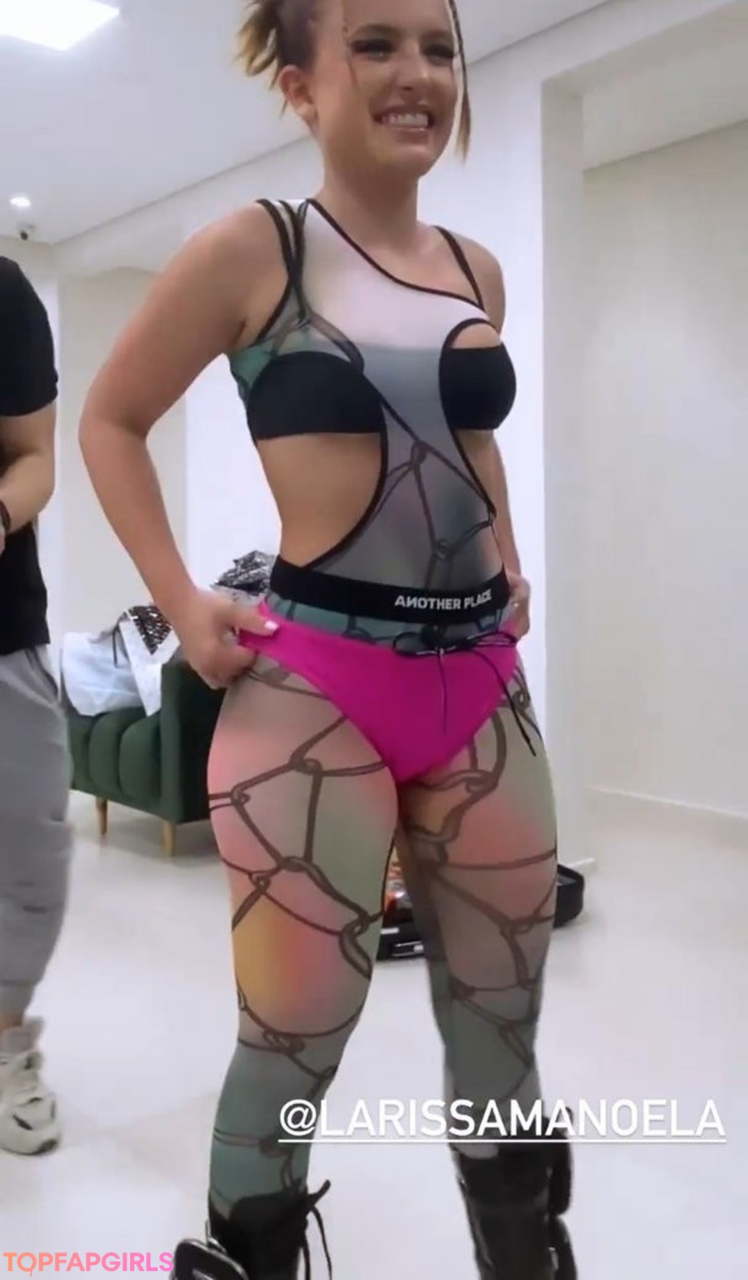 Foto desnuda filtrada de OnlyFans de Larissa Manoela #93 Foto desnuda filtrada de OnlyFans de Larissa Manoela #93