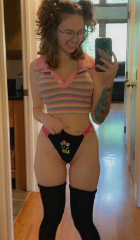 Foto desnuda filtrada de OnlyFans de Xangelxfacexx