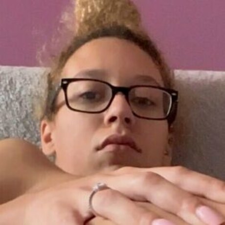 Foto desnuda filtrada de OnlyFans de Diorsplayhousee