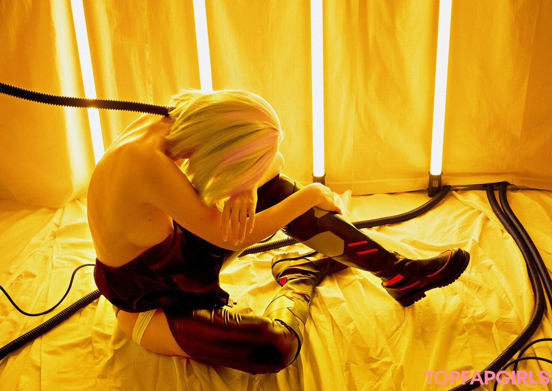 Foto desnuda filtrada de OnlyFans de Siasiberiafree #751 Foto desnuda filtrada de OnlyFans de Siasiberiafree #751