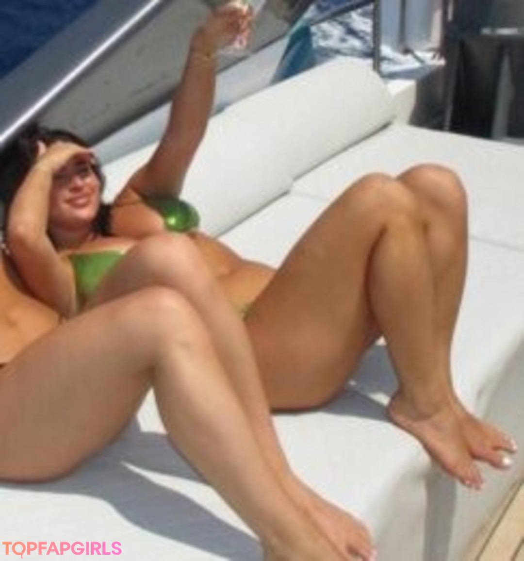 Foto desnuda filtrada de OnlyFans de Kalani Hilliker #246 Foto desnuda filtrada de OnlyFans de Kalani Hilliker #246