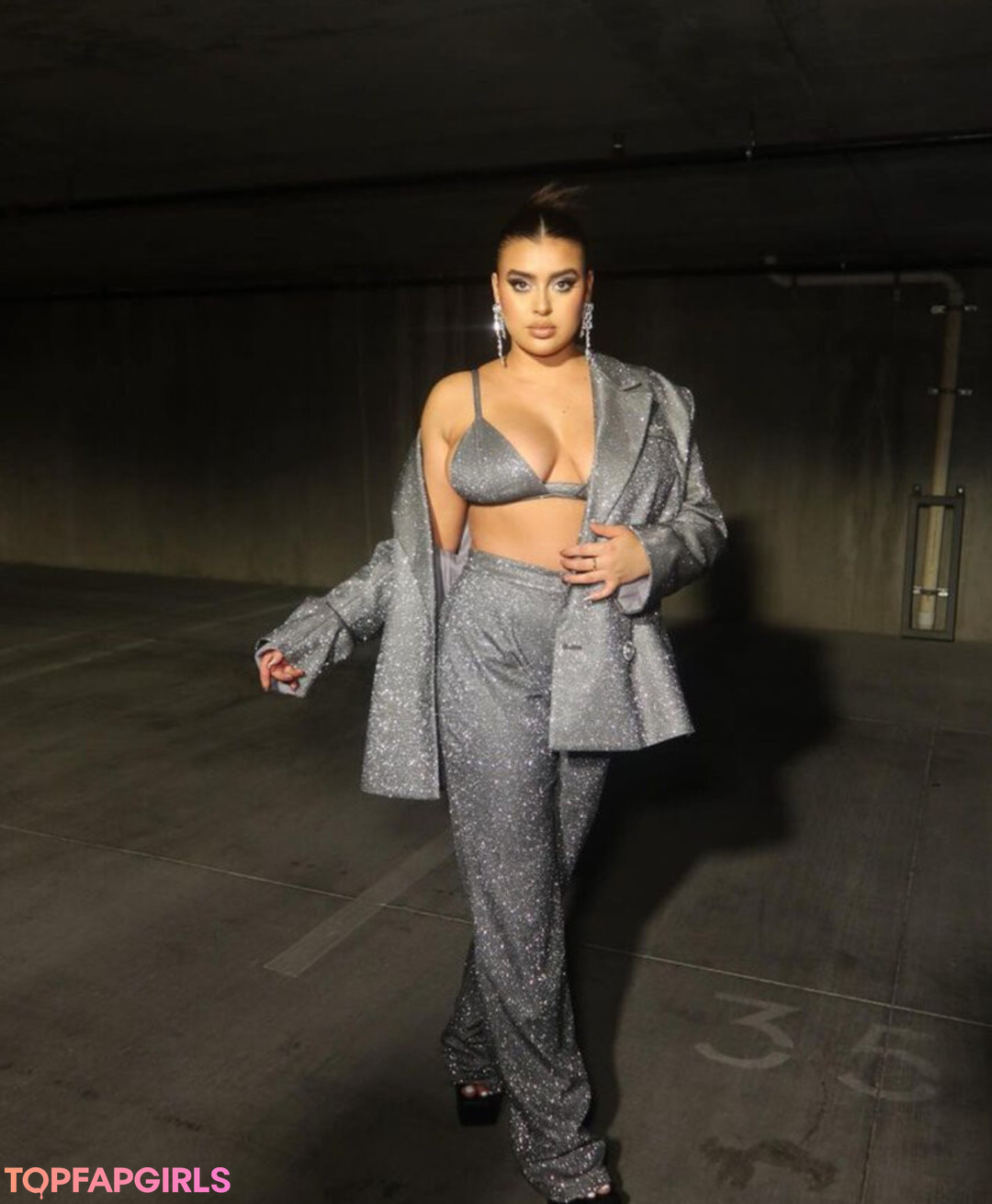 Foto desnuda filtrada de OnlyFans de Kalani Hilliker #95 Foto desnuda filtrada de OnlyFans de Kalani Hilliker #95