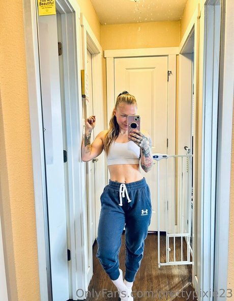 Foto desnuda filtrada de OnlyFans de Prettypixie23