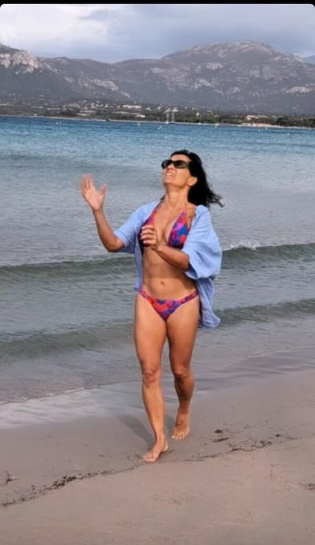 Foto desnuda filtrada de OnlyFans de Rebecca Sarker